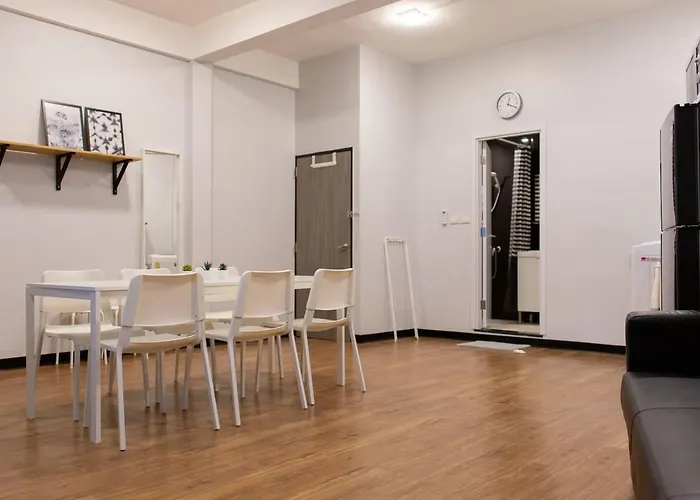 U4 Large 2 Bed Full Kitchen 200m To Bts Apartamento