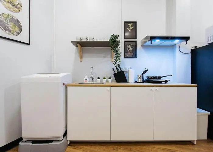 U4 Large 2 Bed Full Kitchen 200m To Bts Bangkok