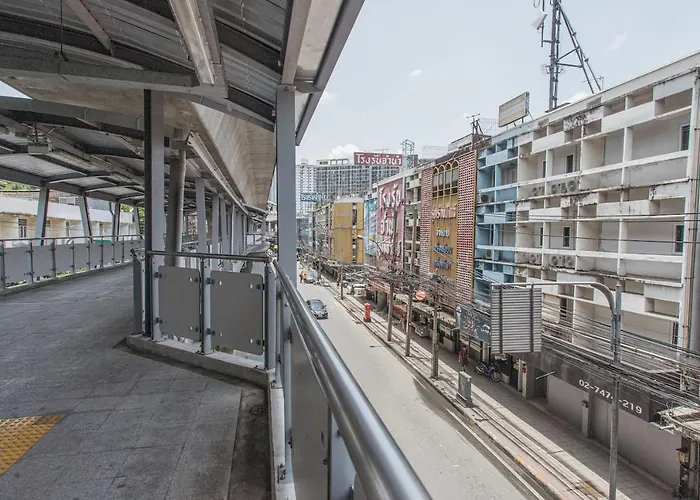 U4 Large 2 Bed Full Kitchen 200m To Bts Apartamento Bangkok